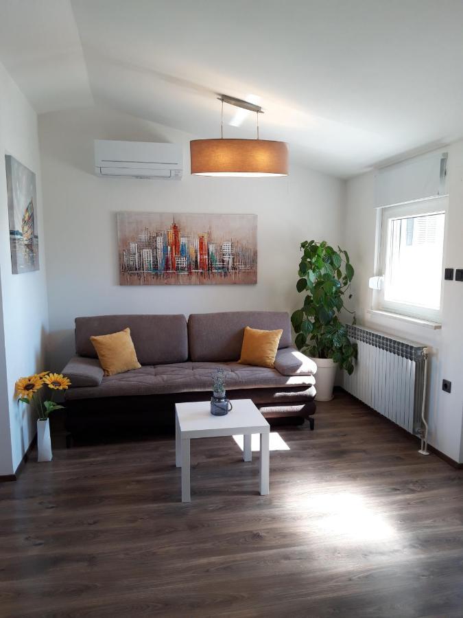 Apartments Pineta Franko Fazana Exterior photo